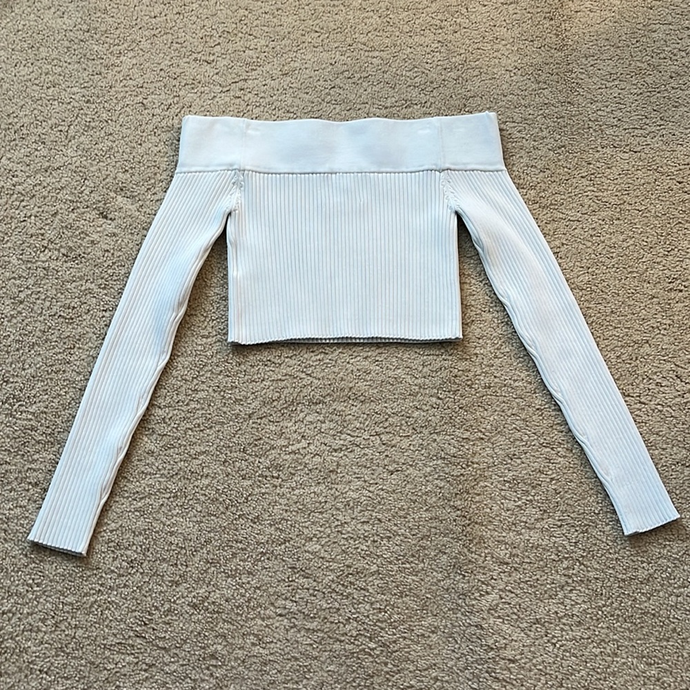 White Off-Shoulder Ribbed Top - C/MEO Collective - Picture 3 of 3